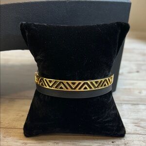 Elegant Gold and Black Bracelet